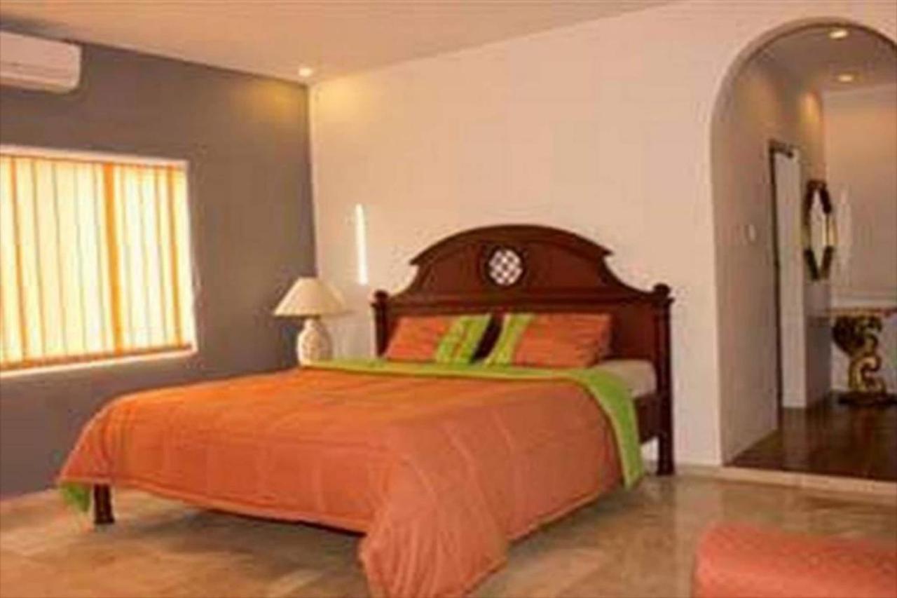 Pecatu Guesthouse อูลูวาตู ภายนอก รูปภาพ