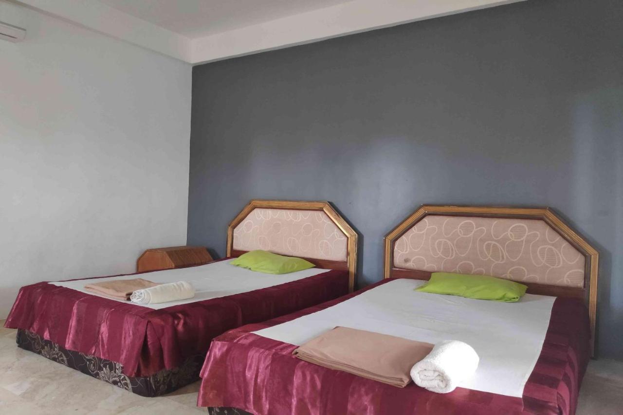 Pecatu Guesthouse อูลูวาตู ภายนอก รูปภาพ